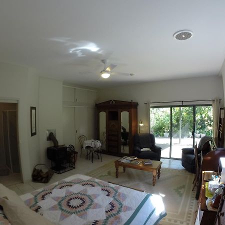 Mandalay House Bed & Breakfast Bellawongarah Eksteriør bilde